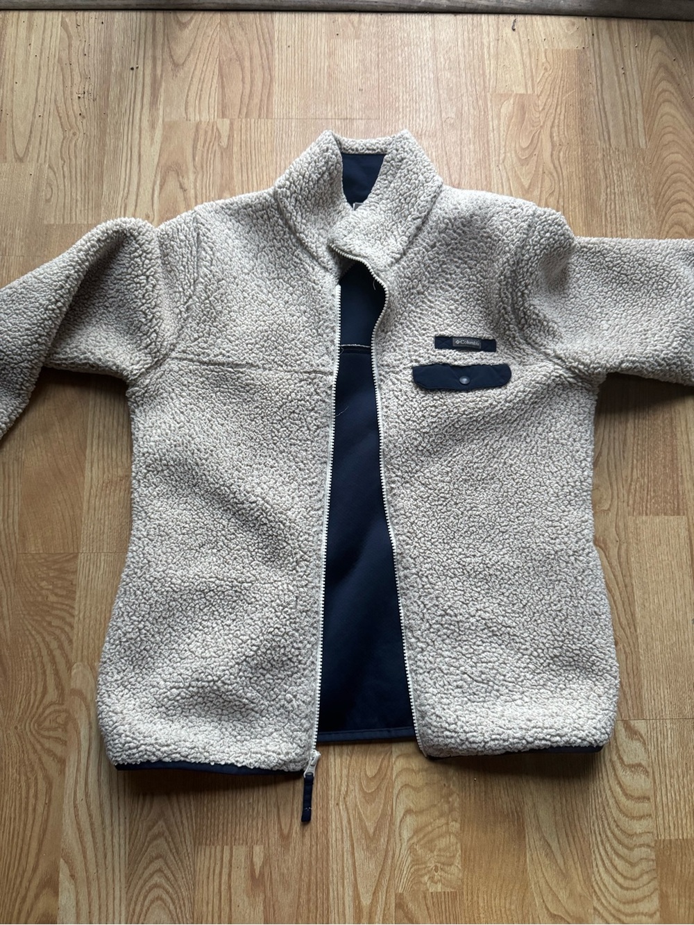 Columbia Cream Sherpa Fleece Jacket with Navy Accents